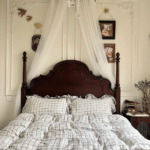 This duvet cover is great for kids’ rooms! Its fun and easy to wash.