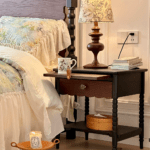 I love the material of this duvet cover! Its soft and breathable, making it perfect for a good night's sleep.
