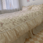 I love this bedding set! The bed linens are soft, and the duvet cover is stylish. It has made my bedroom feel so much cozier!