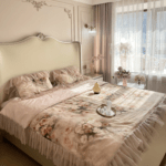 The quality of these bedding sets is amazing. The duvet covers are soft, and the pillowcases are comfortable. The bed sheets are smooth and cozy.