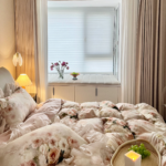 These bed linens are great for everyday use. The duvet covers are soft, and the pillowcases are comfortable. The bedding sets are a great investment.