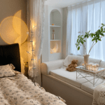 The bedding sets are perfect for all seasons. The duvet covers are lightweight, and the bed sheets are breathable. Pillowcases are soft and cozy. These bed linens are a great buy!