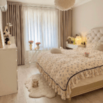 This duvet cover is very comfortable and the bed sheets are so soft. The bedding sets are well-made, and the pillowcases are stylish. These bed linens are a fantastic buy!
