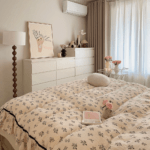 This duvet cover is very comfortable and the bed sheets are so soft. The bedding sets are well-made, and the pillowcases are stylish. These bed linens are a fantastic buy!