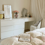 The quality of these bedding sets is fantastic! The duvet cover is soft and warm, and the bed linens are very durable. I highly recommend them for anyone looking for comfort!