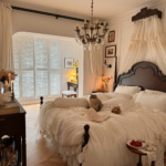 This bedding set is of excellent quality! The bed sheets are soft, and the duvet covers are beautiful. The pillowcases fit perfectly and are very comfortable. I highly recommend this bedding to anyone looking for quality!
