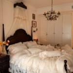 This bedding set is of excellent quality! The bed sheets are soft, and the duvet covers are beautiful. The pillowcases fit perfectly and are very comfortable. I highly recommend this bedding to anyone looking for quality!