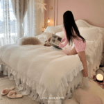 This bedding set is of excellent quality! The bed sheets are soft, and the duvet covers are beautiful. The pillowcases fit perfectly and are very comfortable. I highly recommend this bedding to anyone looking for quality!