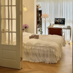 I love this bedding! The bed linens are incredibly soft, and the duvet cover is warm yet breathable. The pillowcases are also very comfortable. It feels like sleeping in a luxury hotel every night!