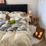 it adds a touch of elegance to my bedroom!This bedding is perfect for cozy nights! Its soft, warm, and the double-gauze construction makes it lightweight yet durable. I love the pattern