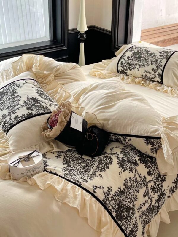 Black Forest Luxury Cotton Bedding Set