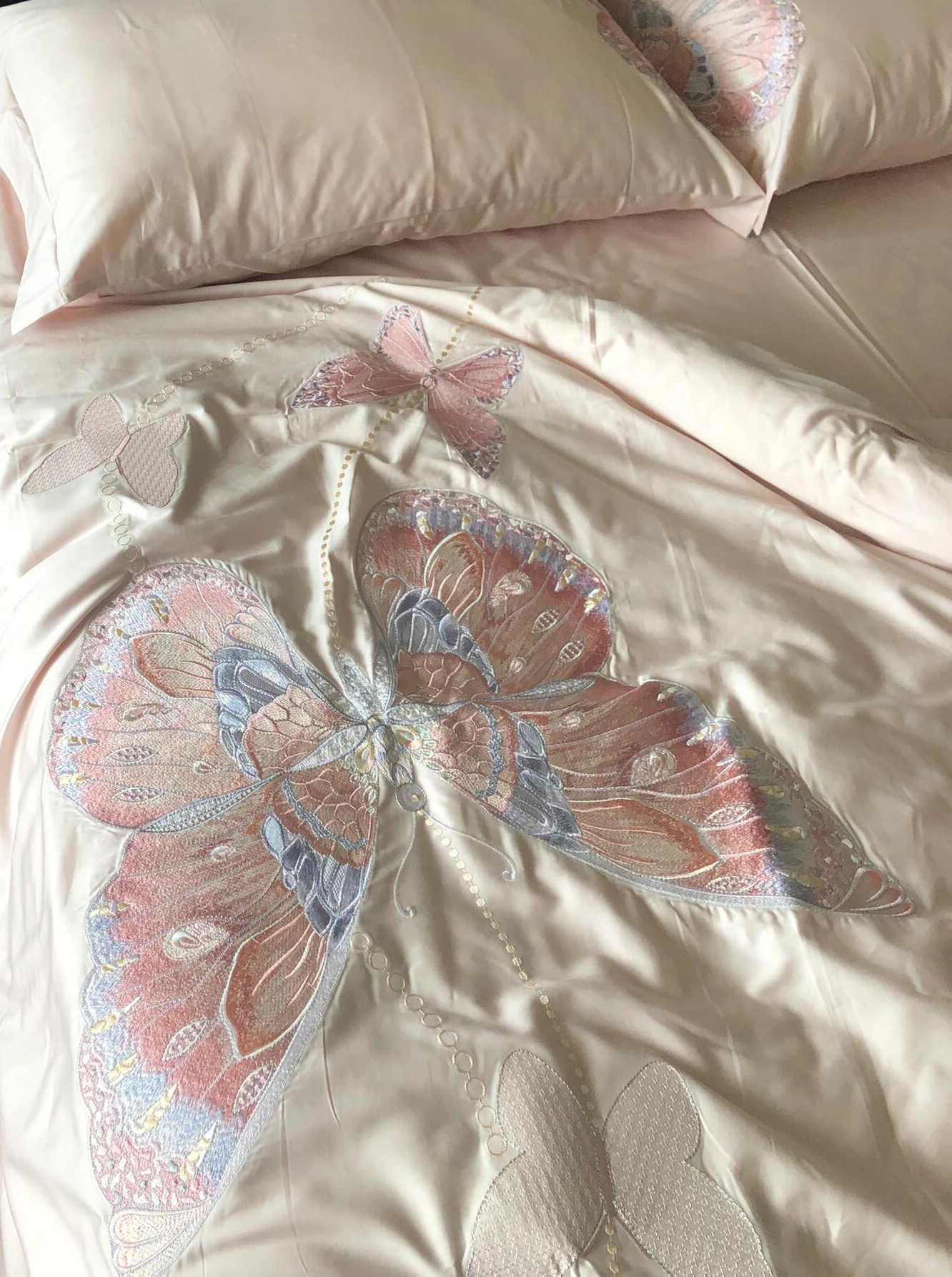 Maya Bedding Set photo review