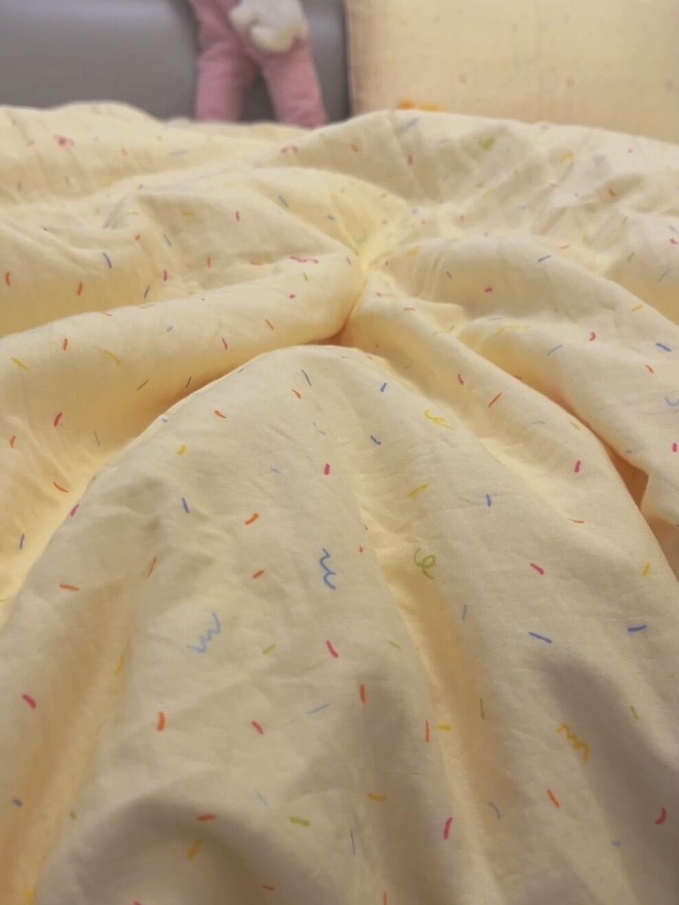 Click to view full screen Sarah Bedding Set photo review