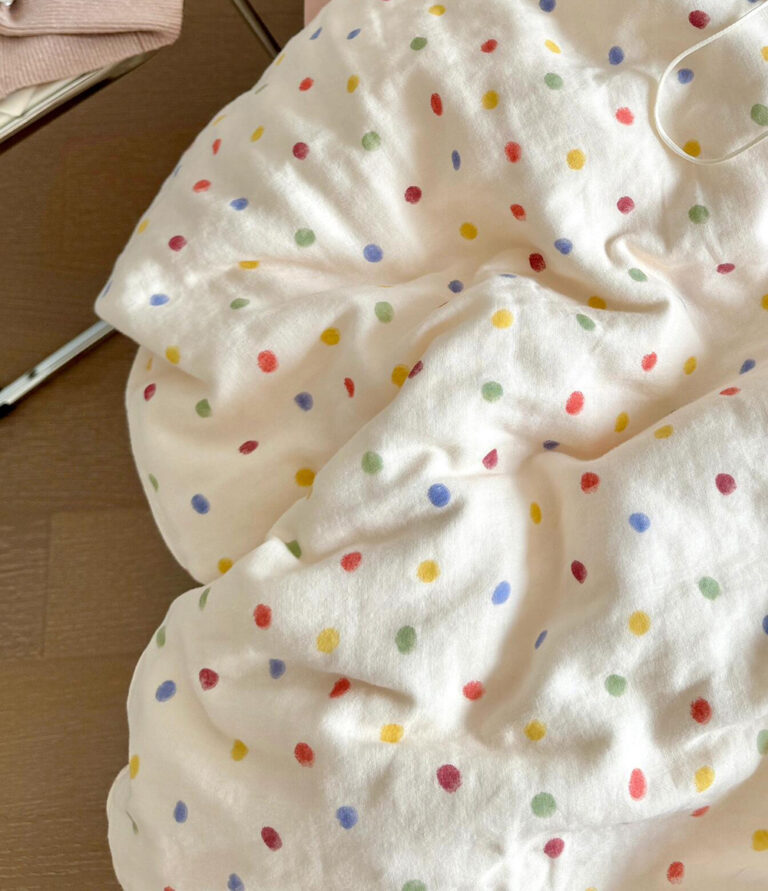100% Cotton Double Gauze Bedding Set with Colorful Polka Dots photo review