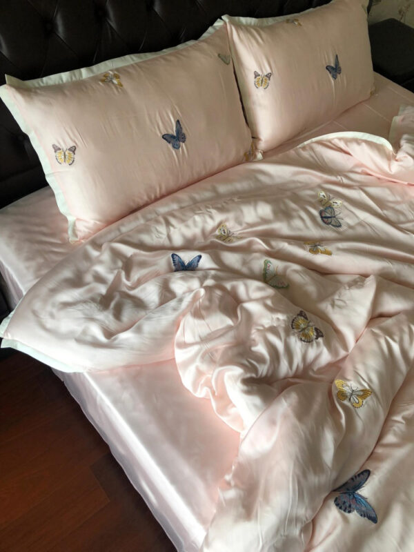 Remi Bedding Set