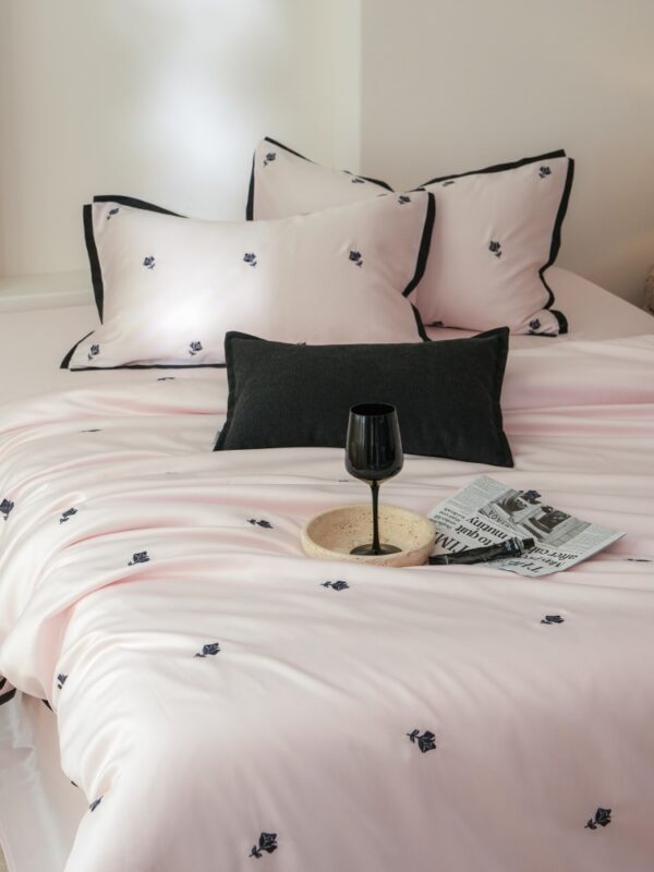 Brielle Bedding Set