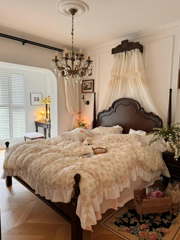 Kara Bedding Set