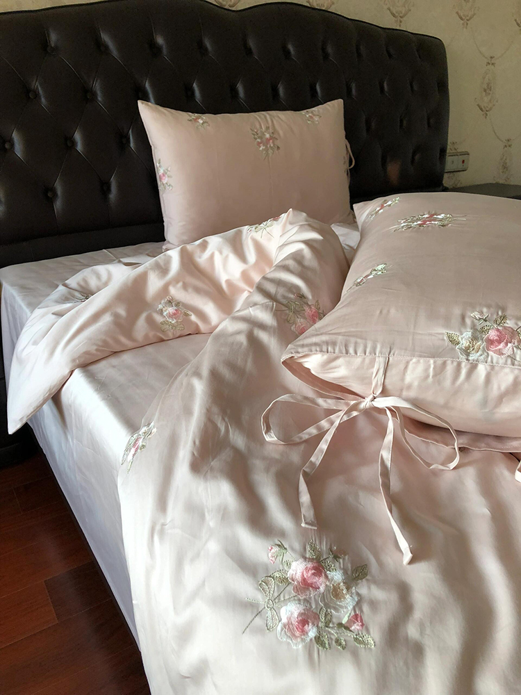 Linda Bedding Set - Image 3