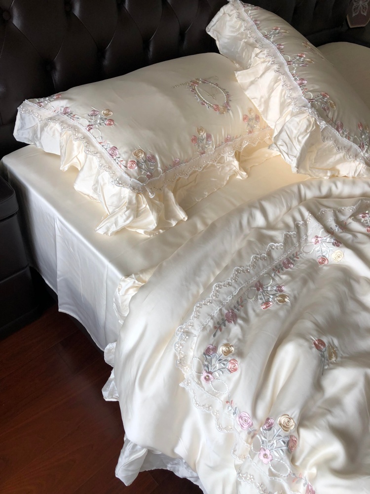 Madeline Duvet Cover Set