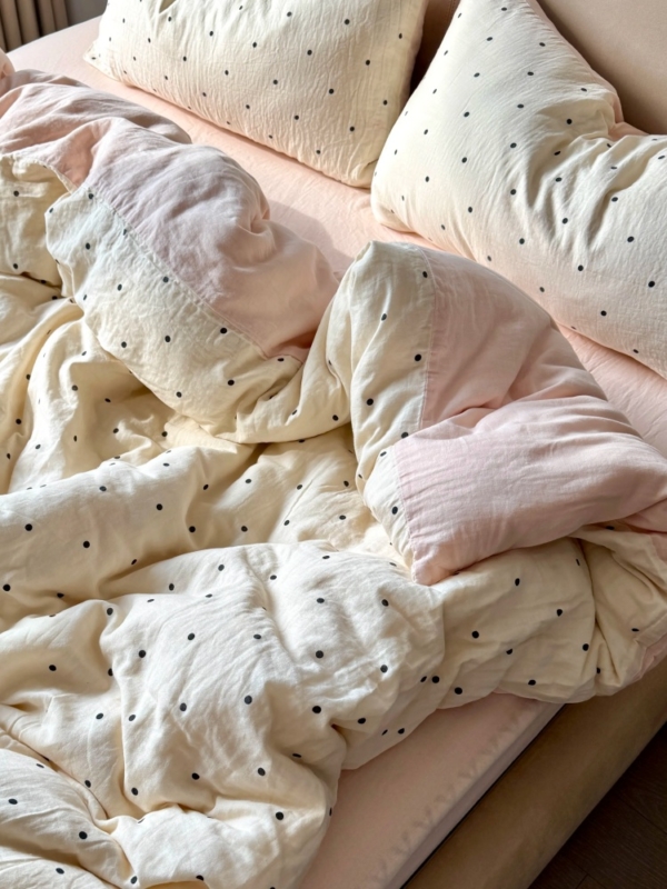 Scarlett Bedding Set