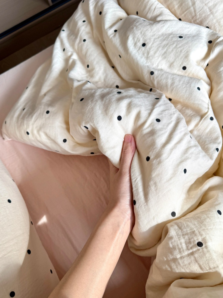 Scarlett Bedding Set - Image 3