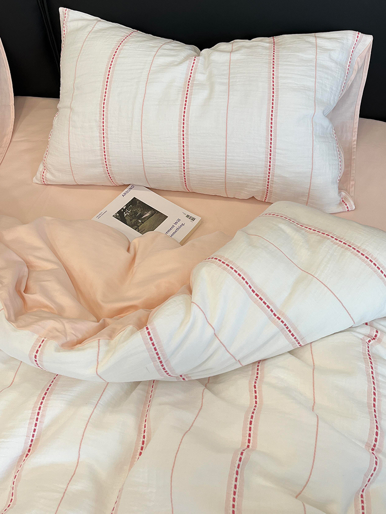 Melanie Bedding Set