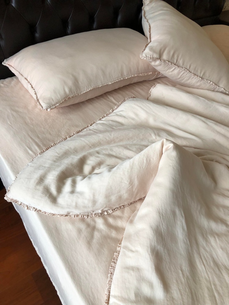 Phoebe Bedding Set