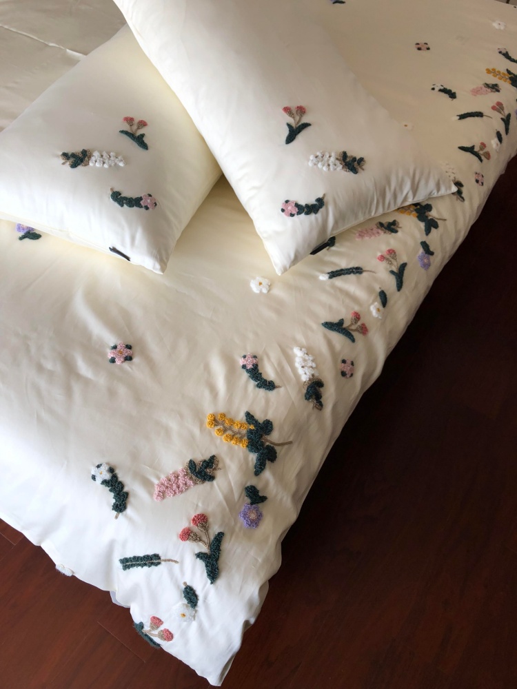 Rebecca Bedding Set - Image 2