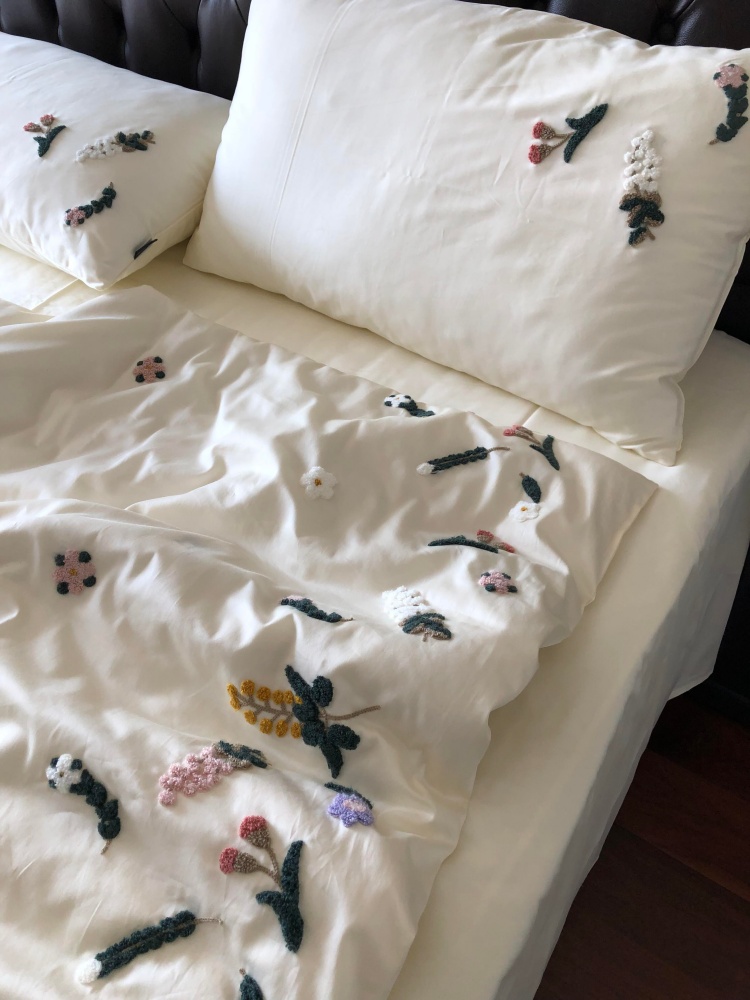 Rebecca Bedding Set - Image 4